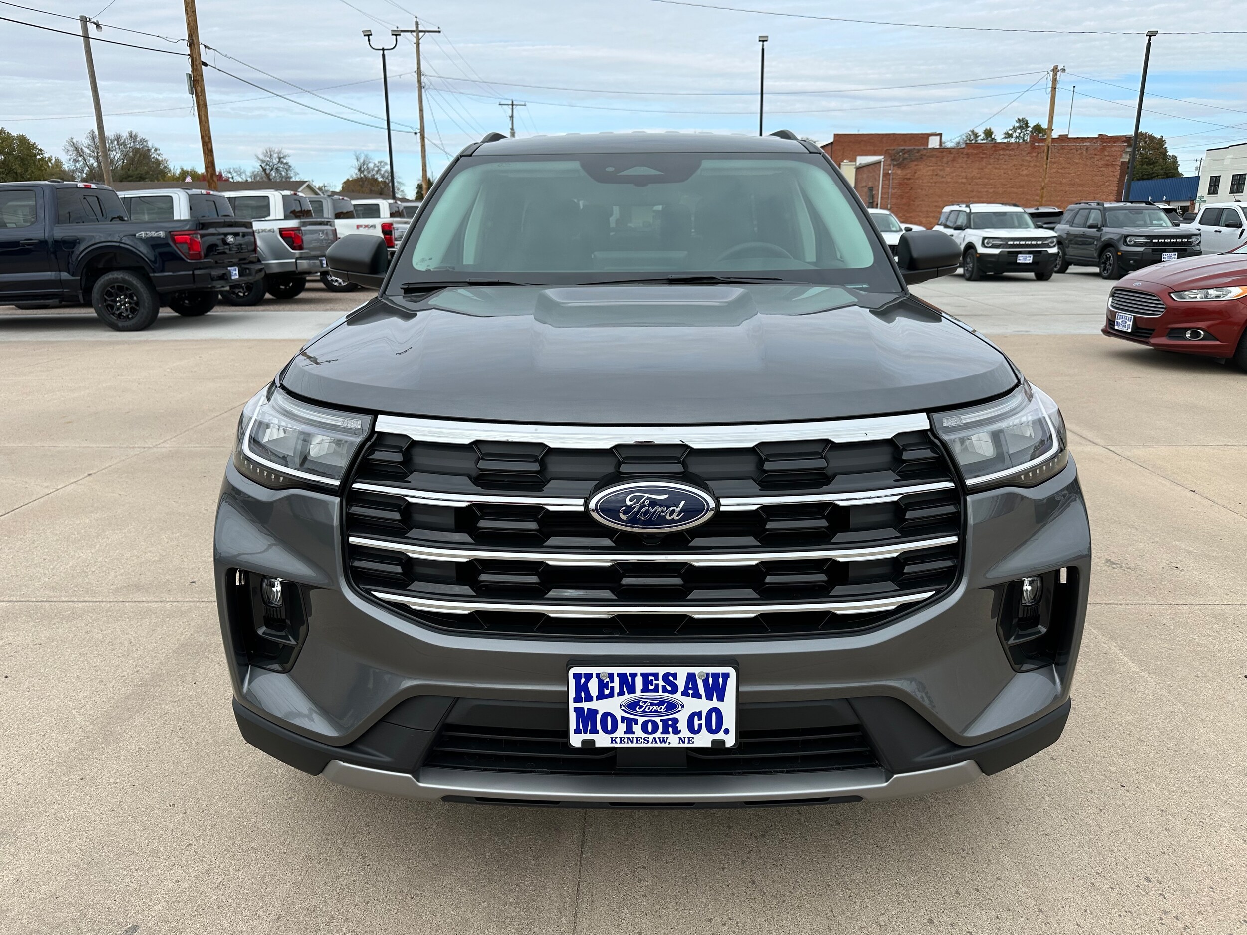 2026 Ford Explorer photo 2