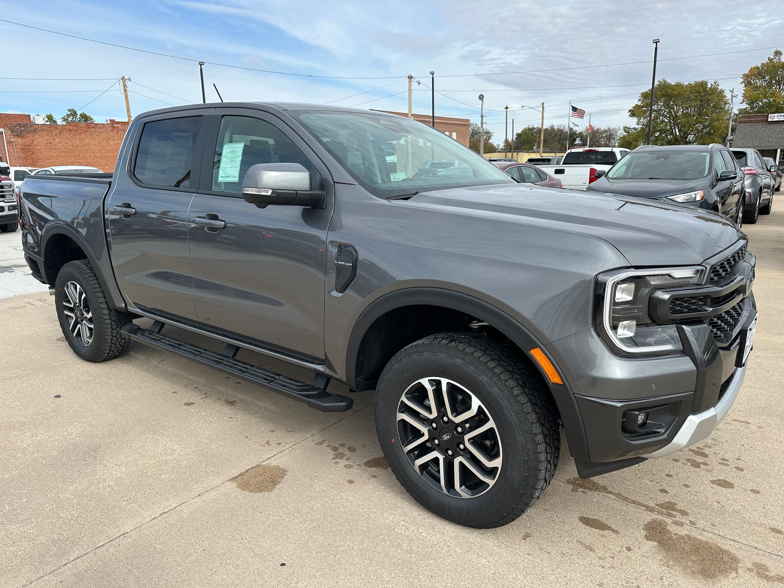 2025 Ford Ranger Lariat - Photo 8