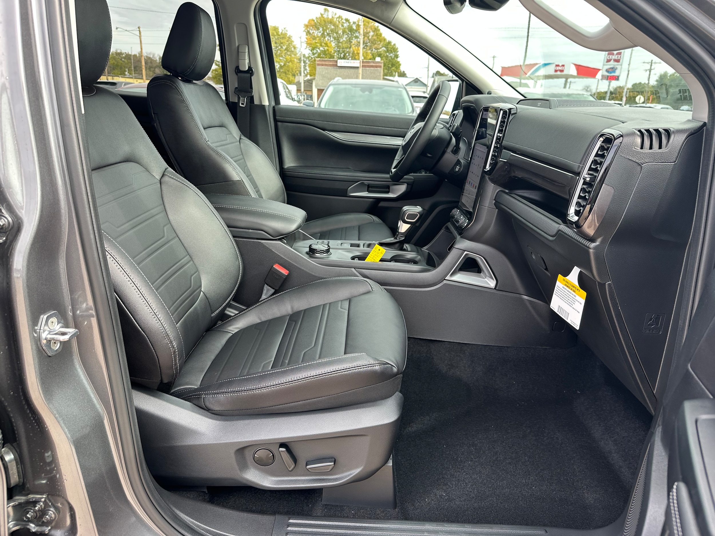 2025 Ford Ranger Lariat - Photo 11