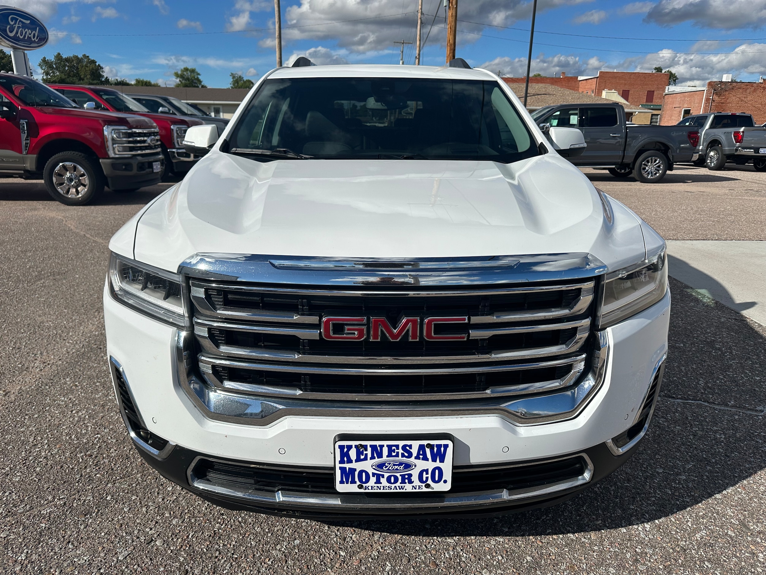 Used 2020 GMC Acadia SLT with VIN 1GKKNUL47LZ158078 for sale in Kenesaw, NE