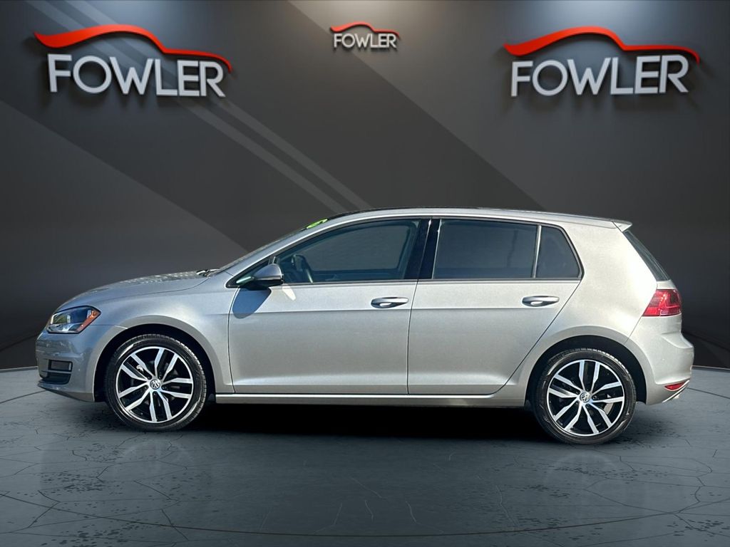 Used 2017 Volkswagen Golf SE with VIN 3VW217AU2HM034155 for sale in Ukiah, CA
