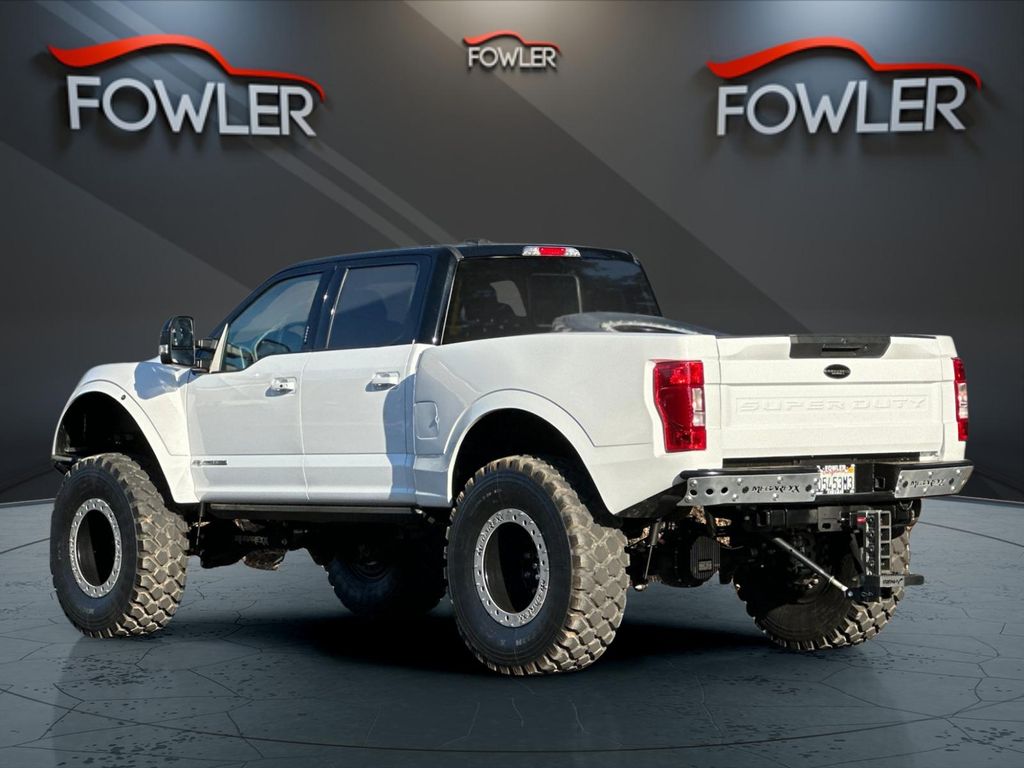 2022 Ford F-250 Lariat photo 3