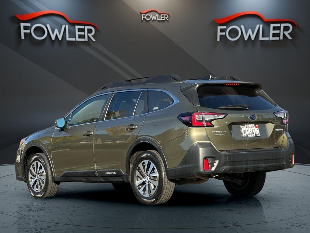 Used 2021 Subaru Outback Premium SUV