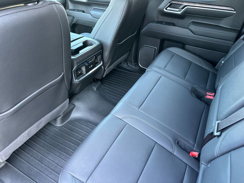 2022 Chevrolet Silverado 1500 LTZ - Photo 15