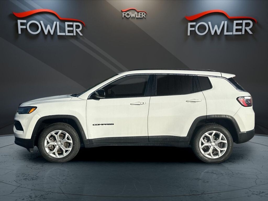 Used 2024 Jeep Compass Latitude SUV