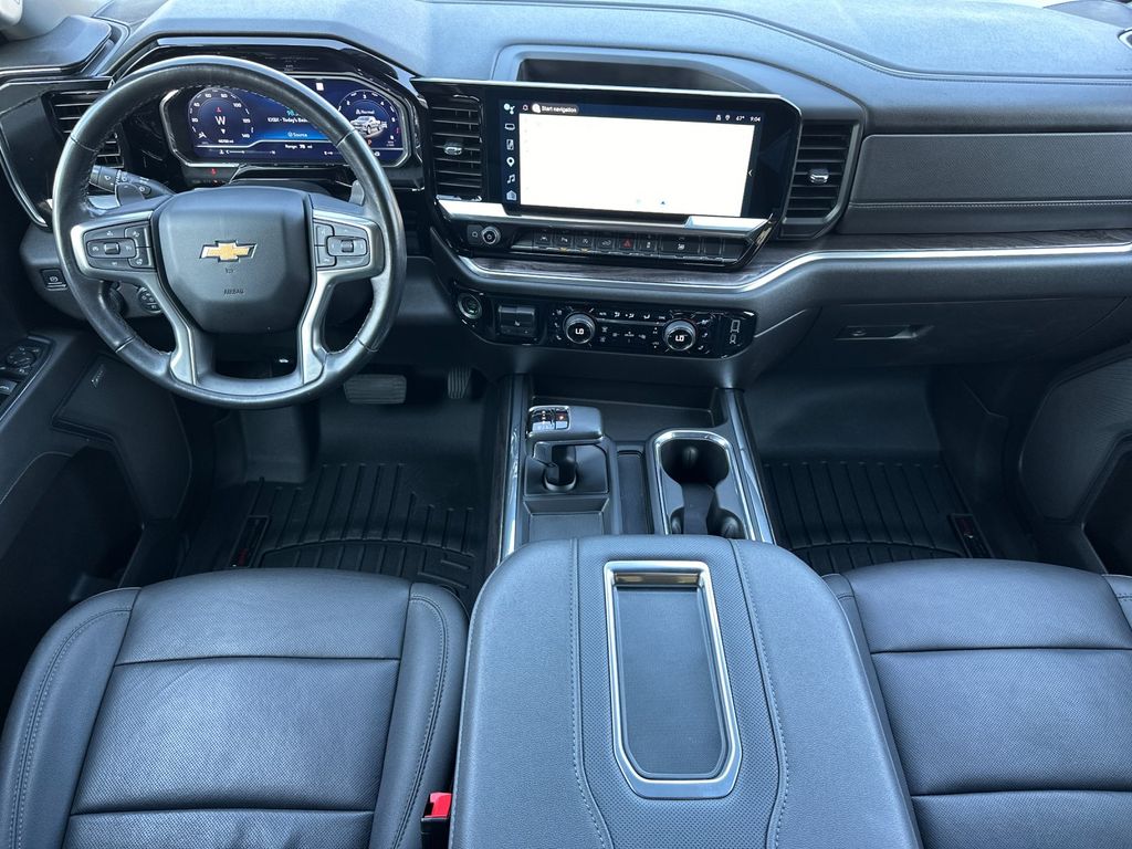 2022 Chevrolet Silverado 1500 LTZ - Photo 18