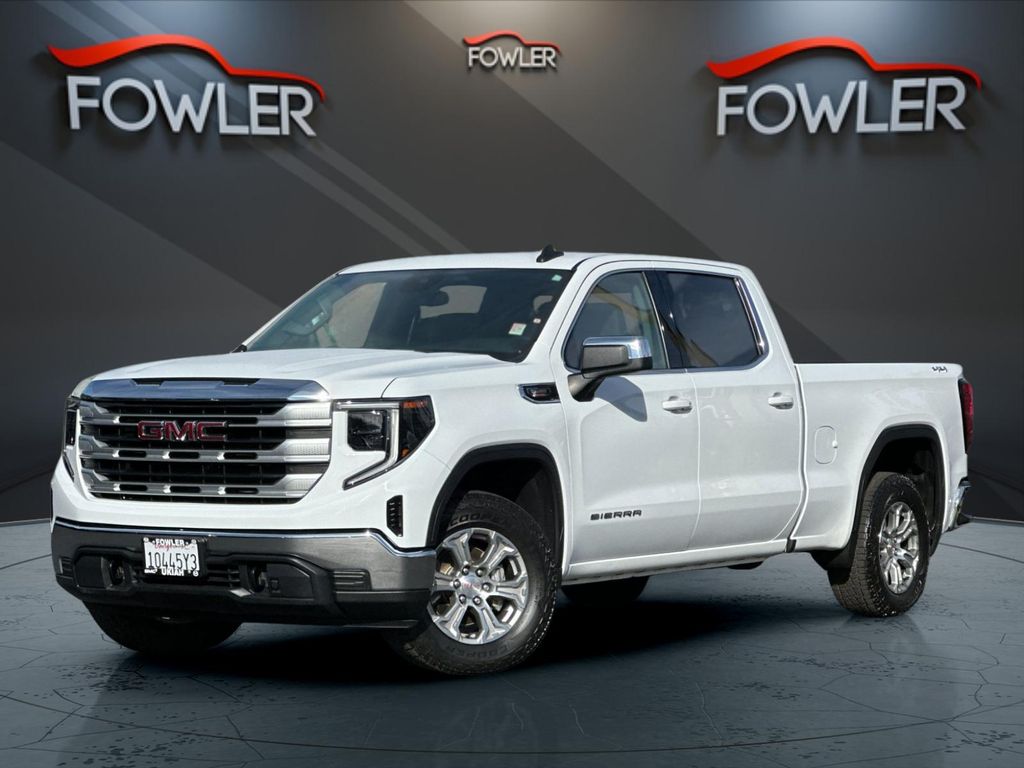 2023 GMC Sierra 4WD Crew Cab Short Box SLE's photo