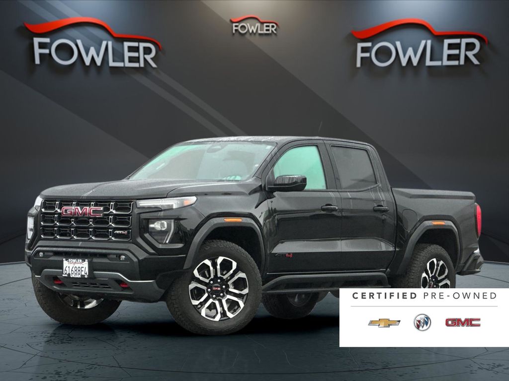 2025 GMC Canyon 4WD AT4 Crew Cab Short Box's photo