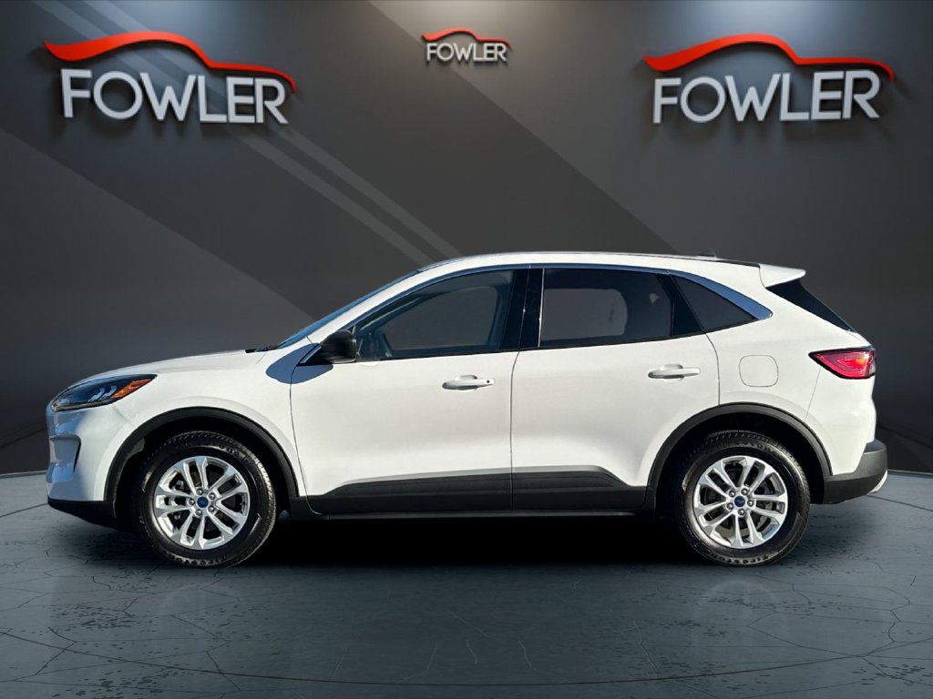 Used 2022 Ford Escape SE Hybrid SUV