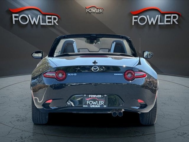 2025 Mazda MX-5 Miata Grand Touring - Photo 4