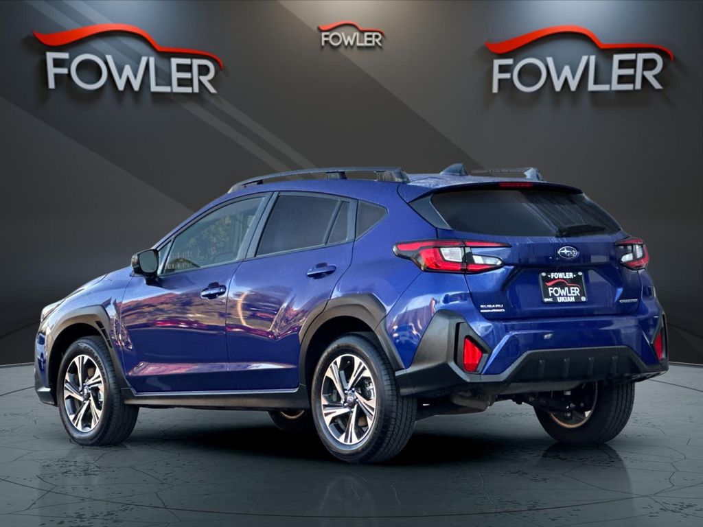 2024 Subaru Crosstrek Premium photo 3