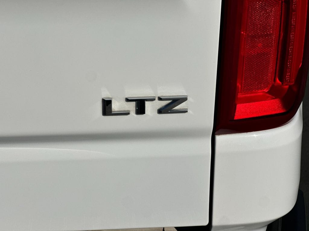 2022 Chevrolet Silverado 1500 LTZ - Photo 37