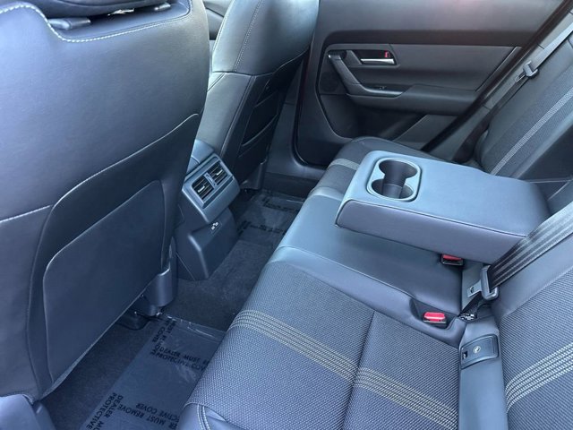 2025 Mazda CX-50 Premium - Photo 12