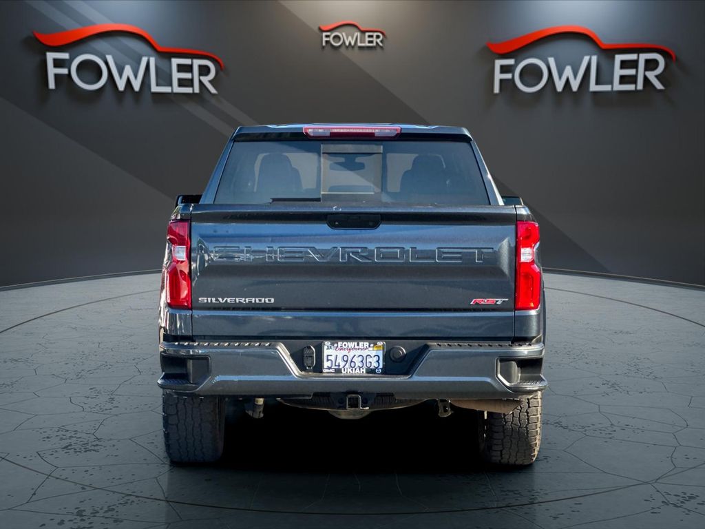 2021 Chevrolet Silverado 1500 RST photo 4
