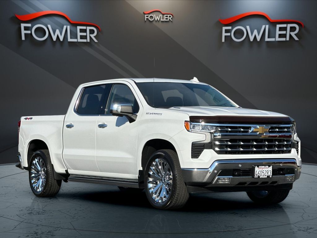 2022 Chevrolet Silverado 1500 LTZ - Photo 7