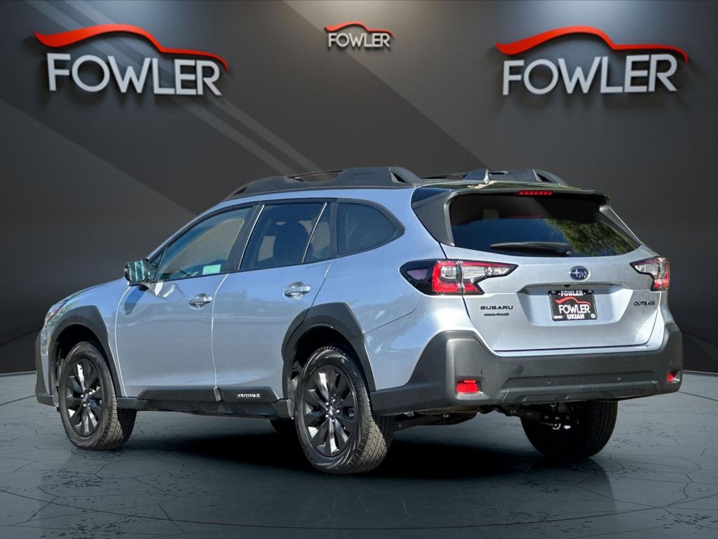 2024 Subaru Outback Onyx Edition photo 3