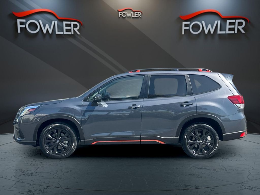 2024 Subaru Forester Sport photo 2