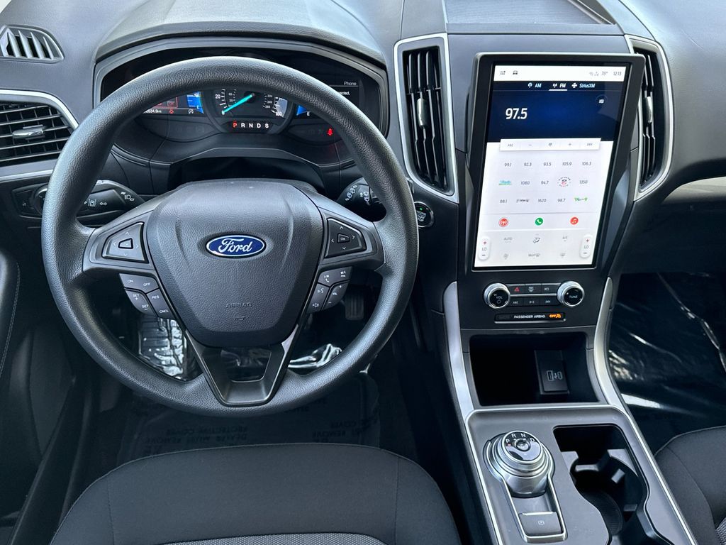 2024 Ford Edge SE - Photo 15