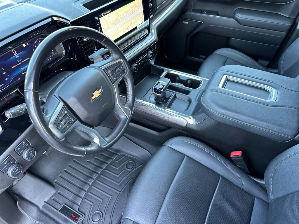 2022 Chevrolet Silverado 1500 LTZ - Photo 12