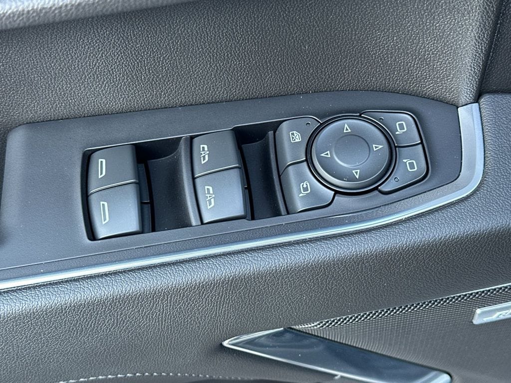 2022 Chevrolet Silverado 1500 LTZ - Photo 14