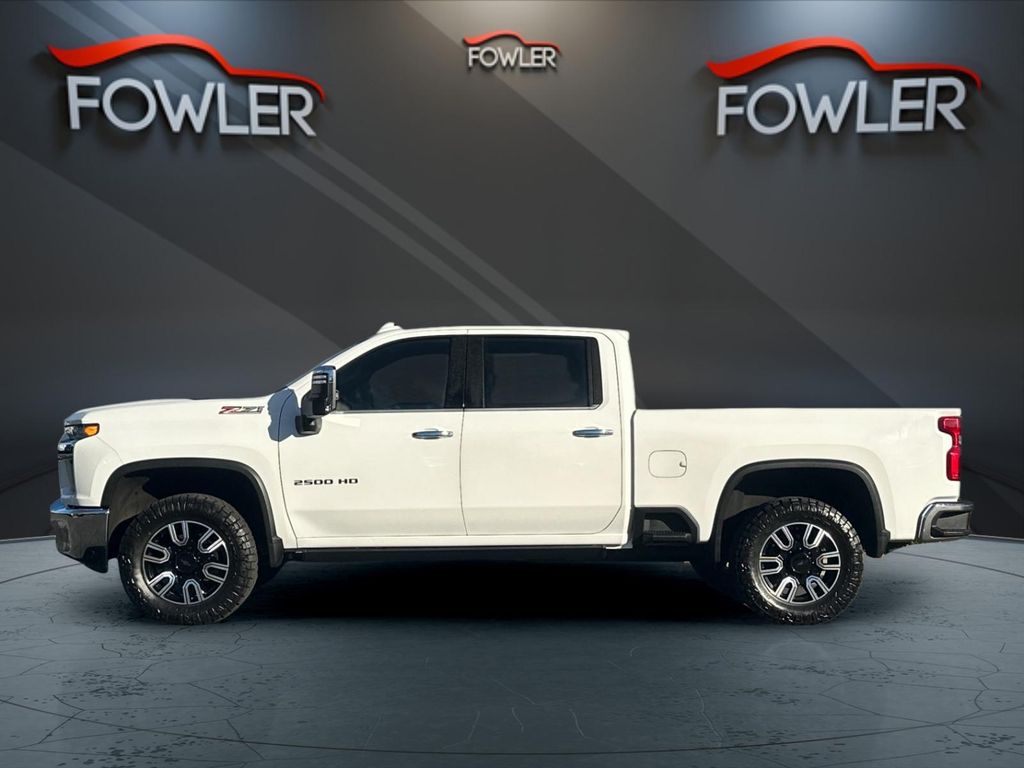 2022 Chevrolet Silverado 2500HD LTZ photo 2