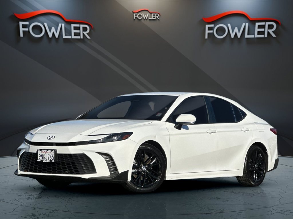 Used 2025 Toyota Camry SE Sedan