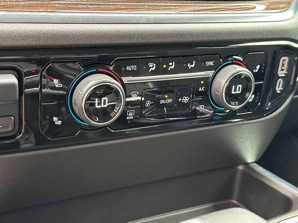 2024 Chevrolet Silverado 1500 RST - Photo 23