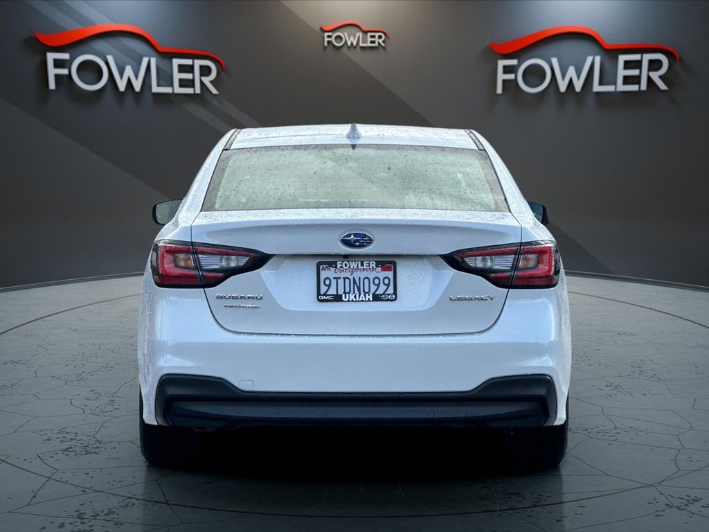 2025 Subaru Legacy Premium photo 4