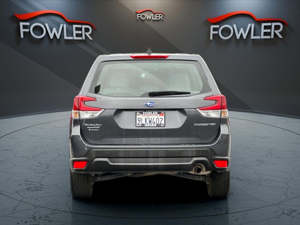 2024 Subaru Forester Base photo 3