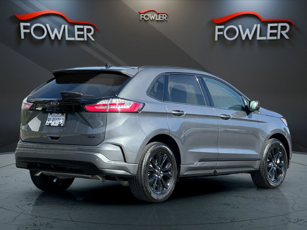 Used 2024 Ford Edge SE SUV
