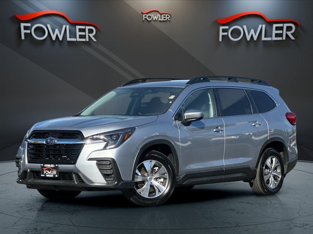 2024 Subaru Ascent Premium's photo