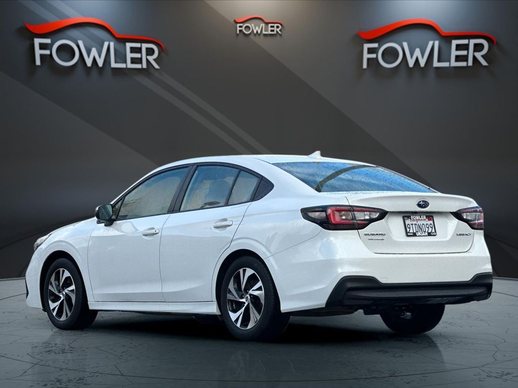 2025 Subaru Legacy Premium photo 3