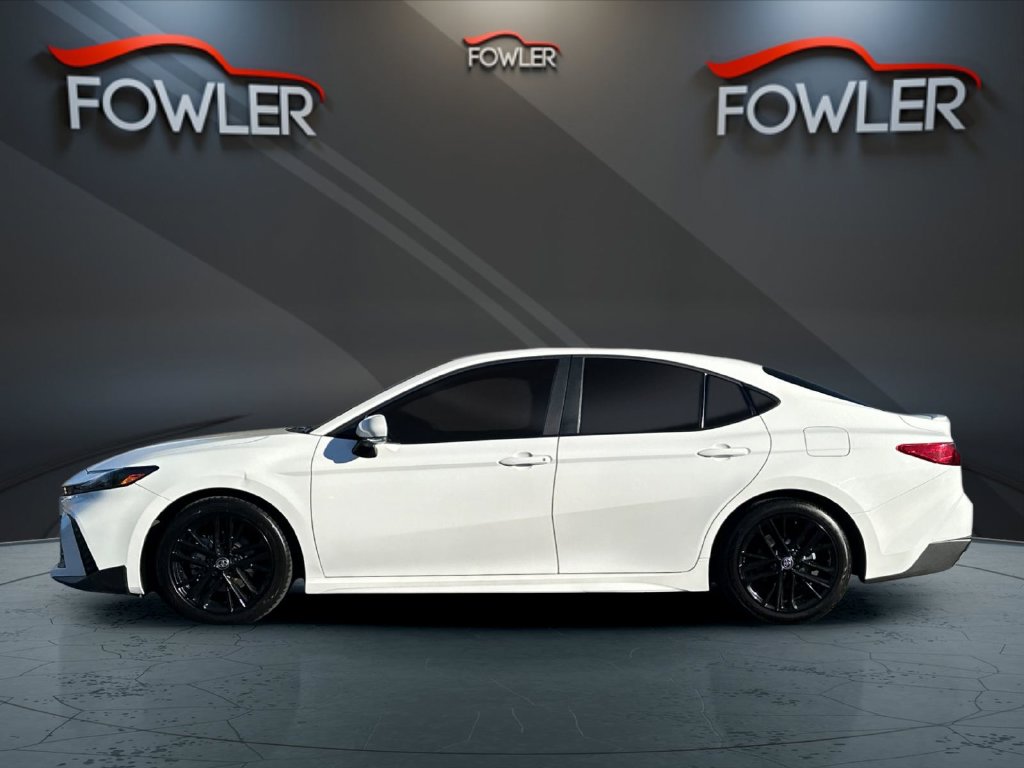 Used 2025 Toyota Camry SE Sedan