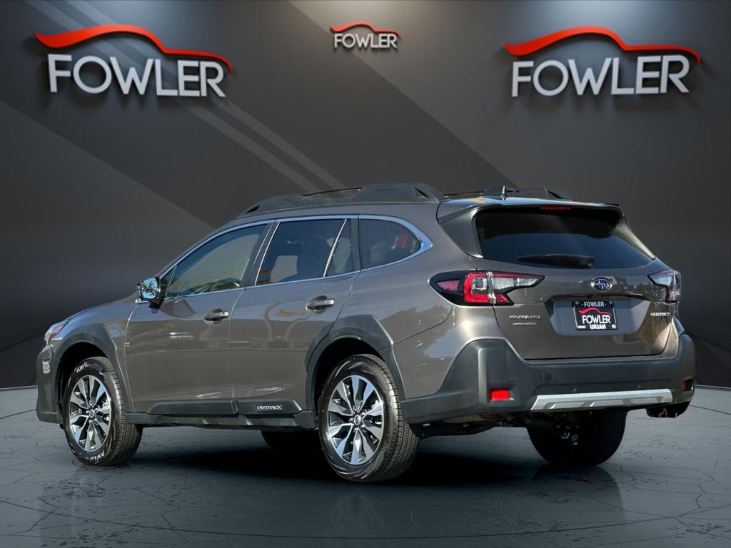 2024 Subaru Outback Limited photo 2