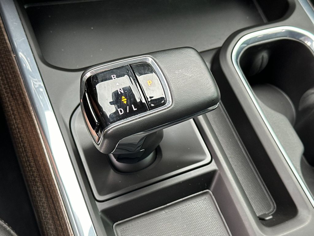 2024 Chevrolet Silverado 1500 RST - Photo 24