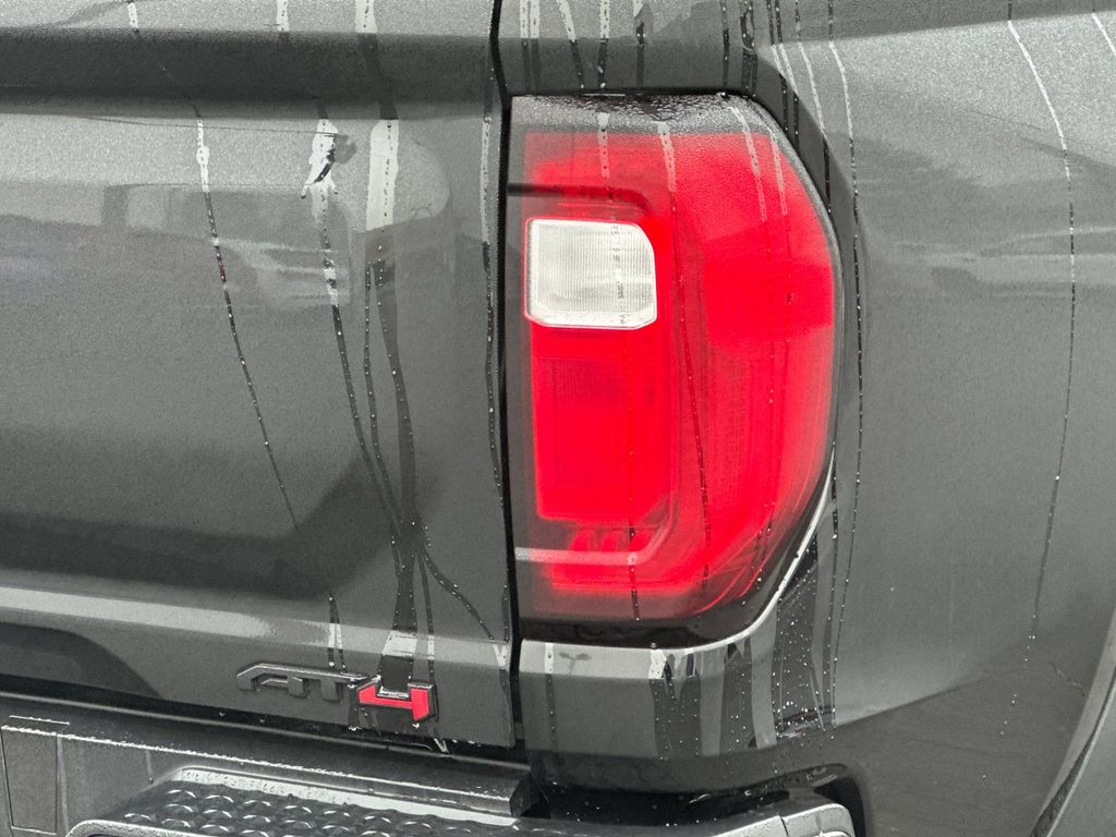 2025 GMC Canyon AT4 - Photo 36