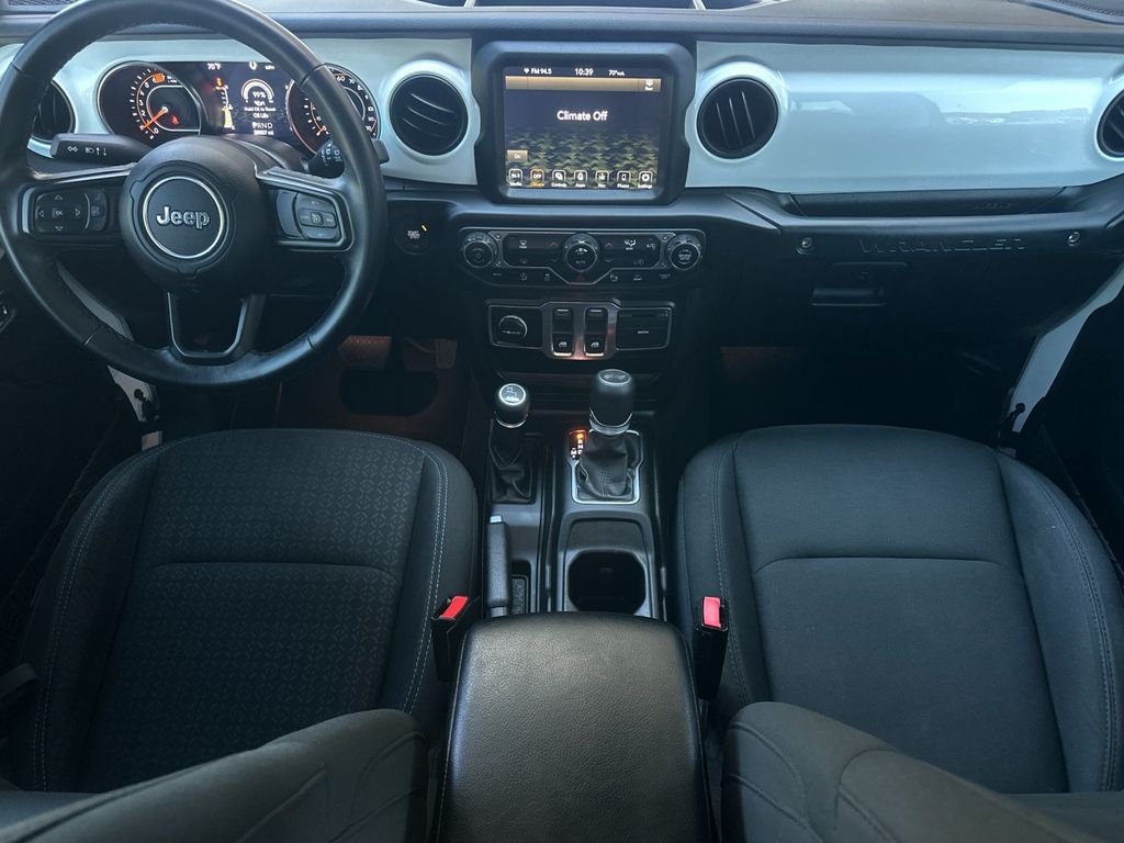 2021 Jeep Wrangler ISLANDER - Photo 18