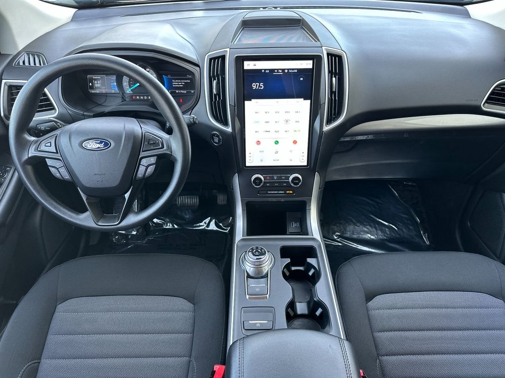 2024 Ford Edge SE - Photo 14