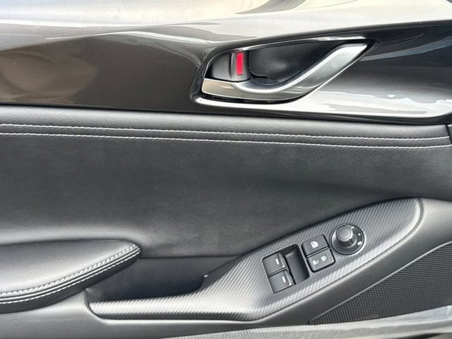 2025 Mazda MX-5 Miata Grand Touring - Photo 11