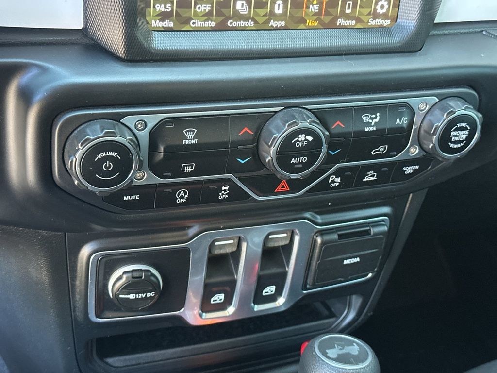 2021 Jeep Wrangler ISLANDER - Photo 27