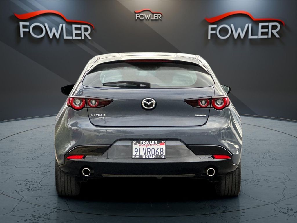 2024 Mazda Mazda3 Hatchback 2.5 s Carbon photo 4