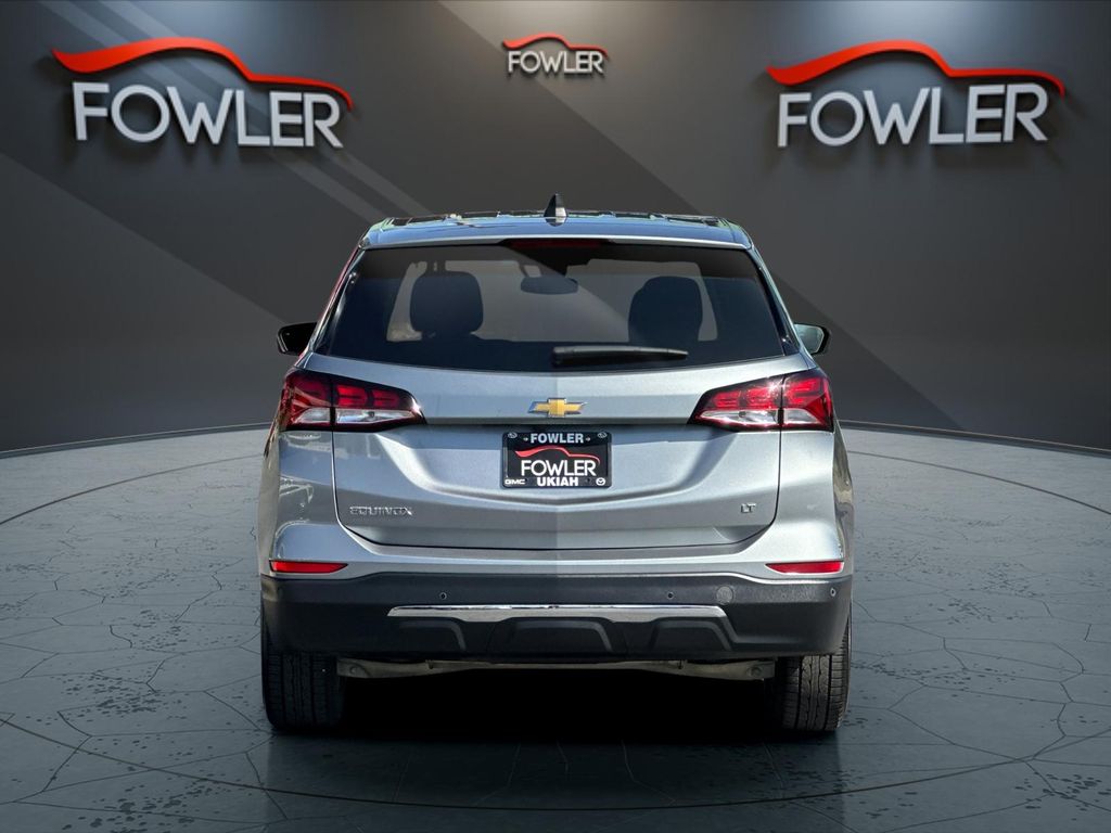 2024 Chevrolet Equinox LT photo 4
