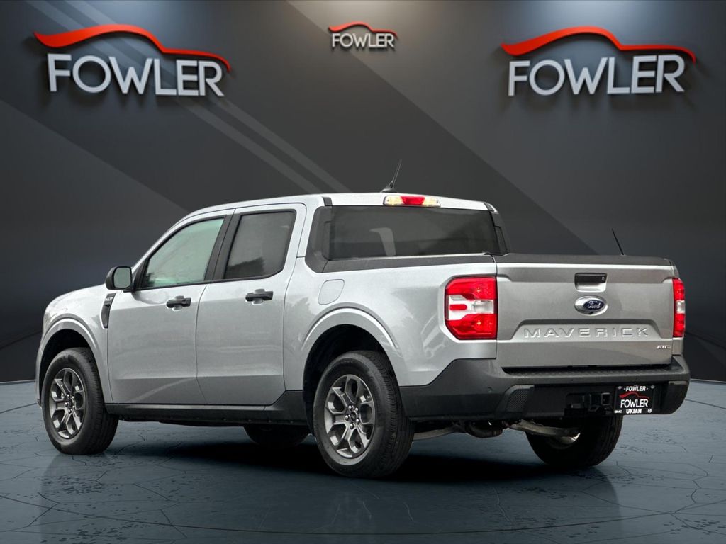 2024 Ford Maverick XLT photo 3