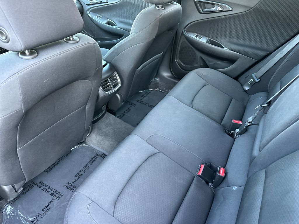 2024 Chevrolet Malibu 1LT - Photo 12