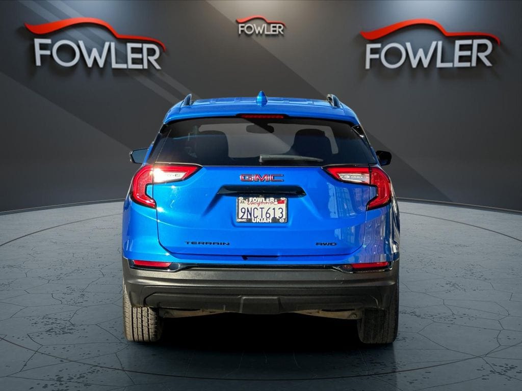 Used 2024 GMC Terrain SLE SUV