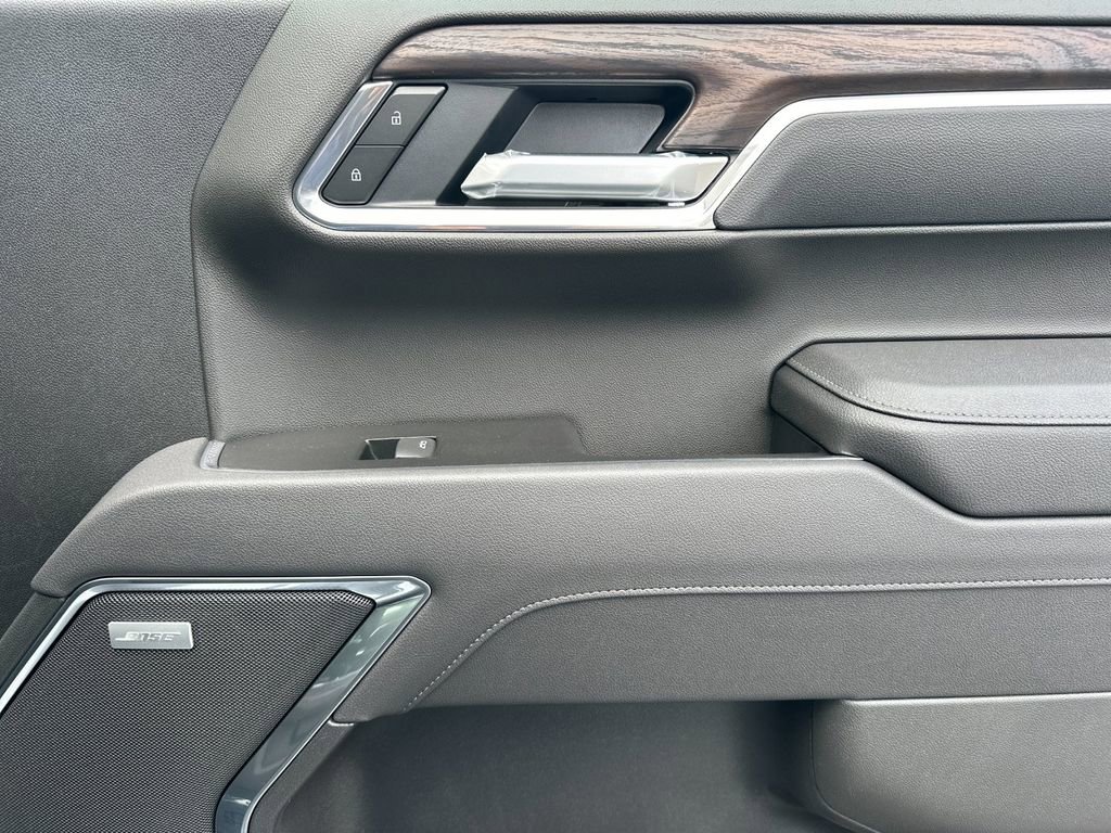 2026 GMC Sierra 1500 SLT - Photo 18