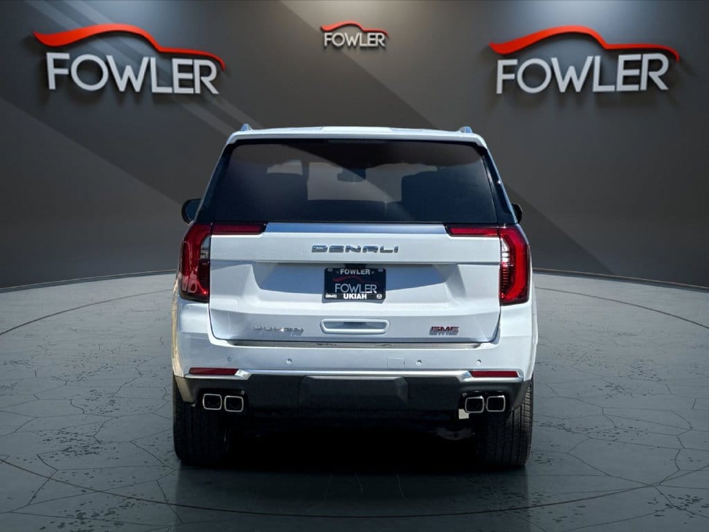 2026 GMC Yukon Denali - Photo 4