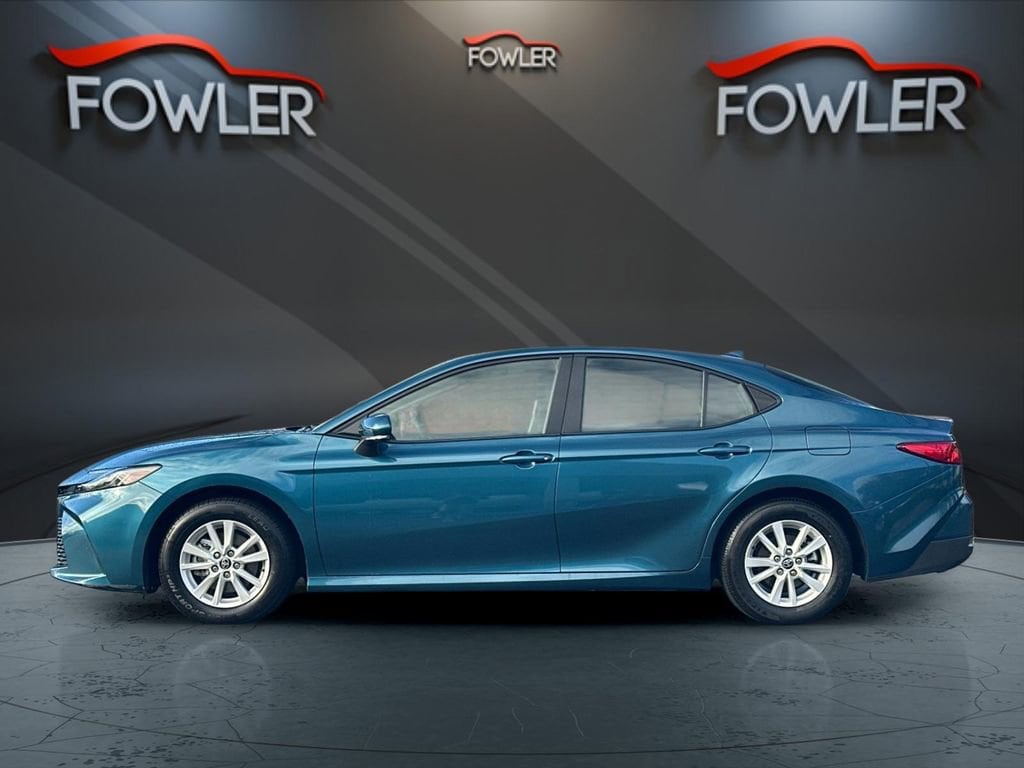 Used 2025 Toyota Camry LE