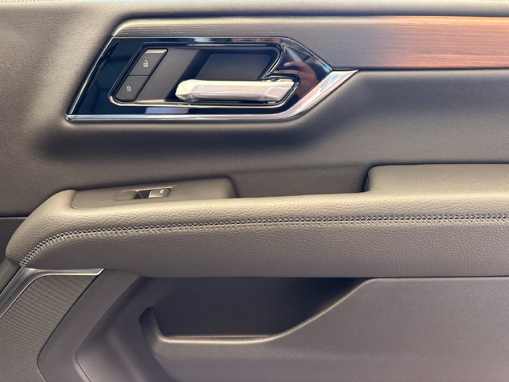 2026 GMC Yukon Denali - Photo 20
