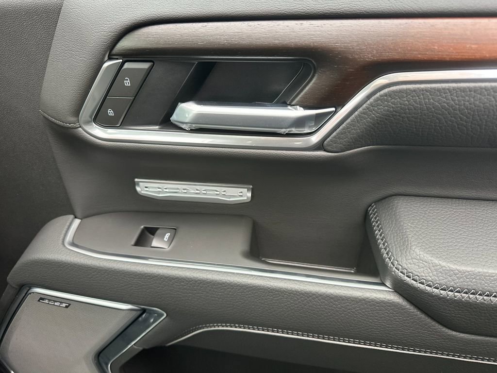 2026 GMC Sierra 1500 Denali - Photo 18